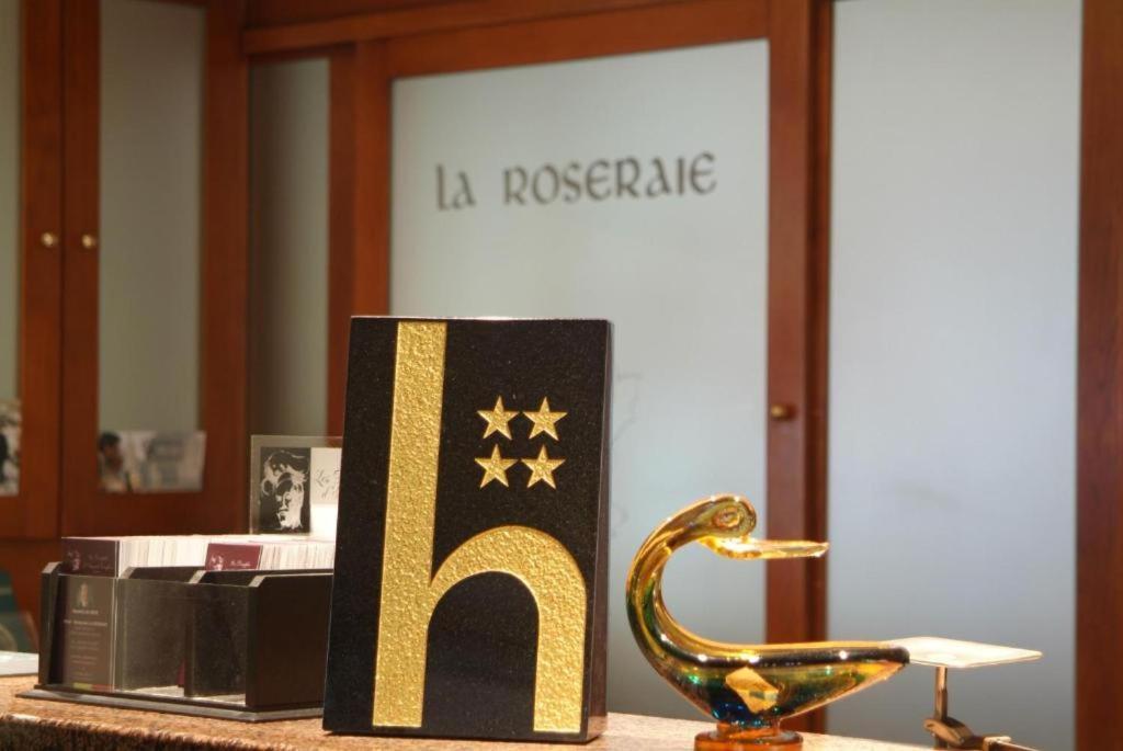 Residence De La Roseraie フロロンヴィル エクステリア 写真